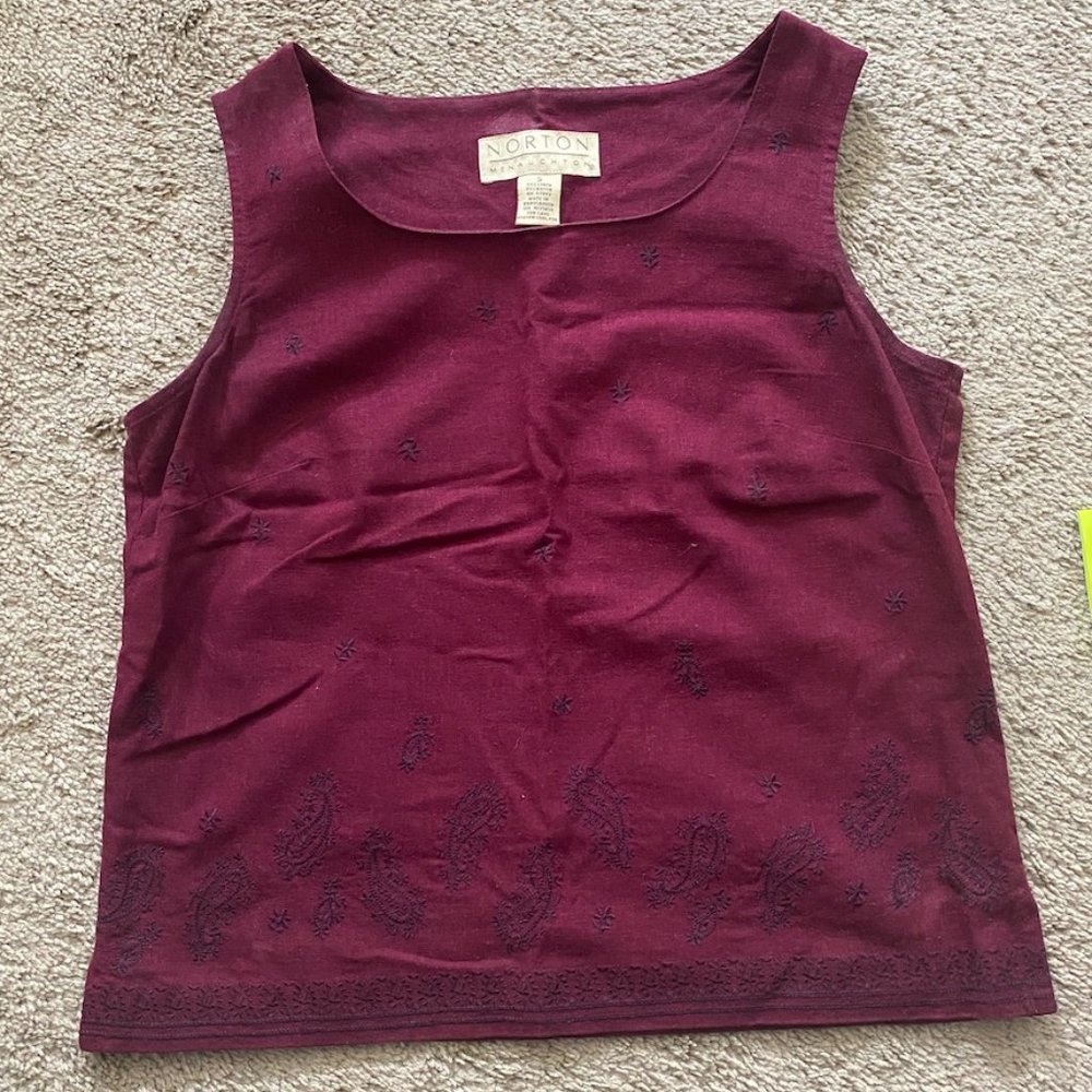 NORTON MCHAUGHTON Maroon Paisley Top